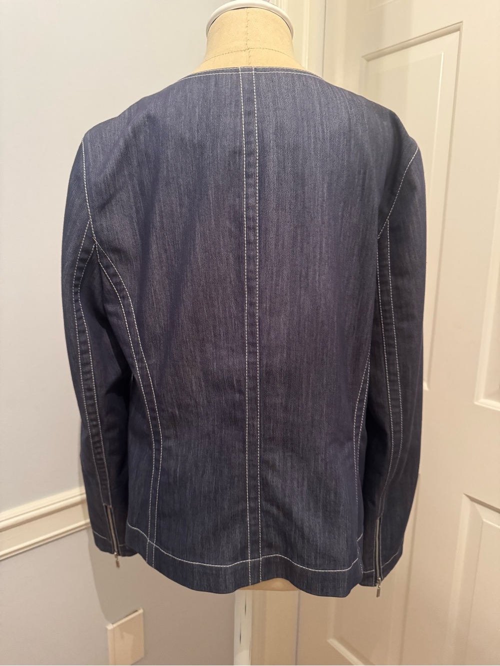 Lafayette 148 -Navy Zip-Front Denim-Effect Jacket - Picture 3 of 6